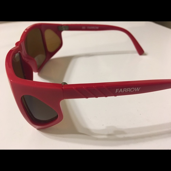 Linda Farrow Vintage サングラス Linda Farrow 70s Vintage Wayfarer Sunglasses Model 84